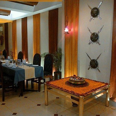Hotel Lake View Ashok Bhopal Bagian luar foto