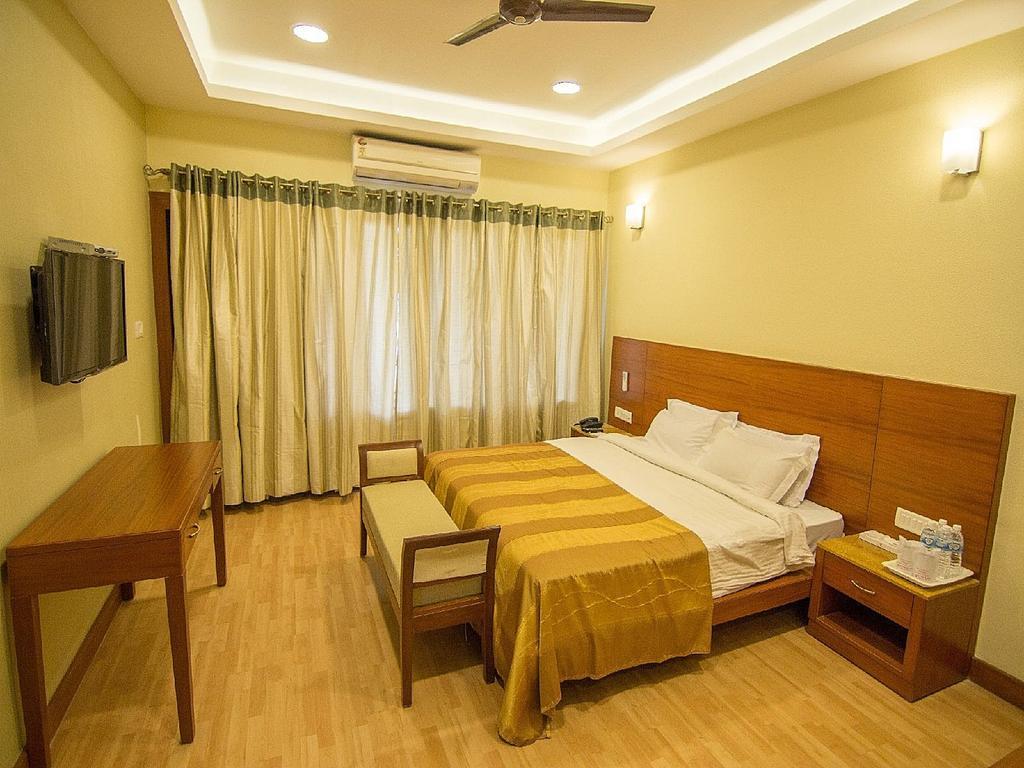 Hotel Lake View Ashok Bhopal Bagian luar foto