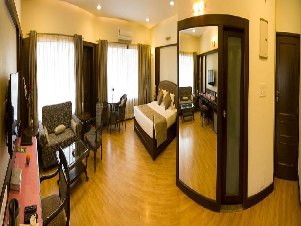 Hotel Lake View Ashok Bhopal Bagian luar foto