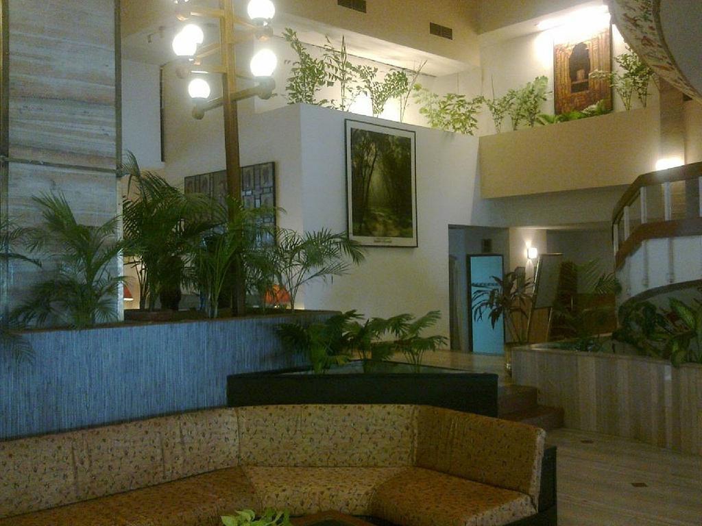 Hotel Lake View Ashok Bhopal Bagian luar foto