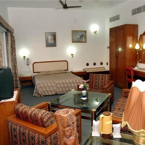Hotel Lake View Ashok Bhopal Bagian luar foto